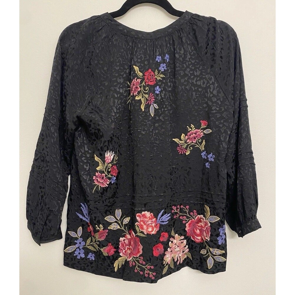 Johnny Was Sassiba Pintuck Raglan Button Up Women’s S Black Embroidered Floral - Picture 3 of 10